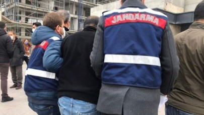 Türkiye güne böyle uyandı: 50 ilde dev operasyon,  yüzlerce kişi için gözaltı kararı