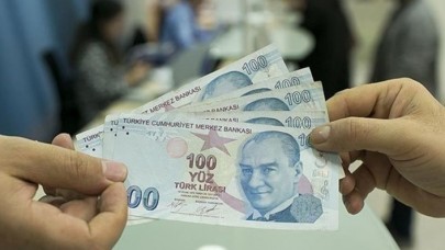 Yüzbinlerce üniversiteliye müjdeli haber: Ödemeler bu gece başlıyor!