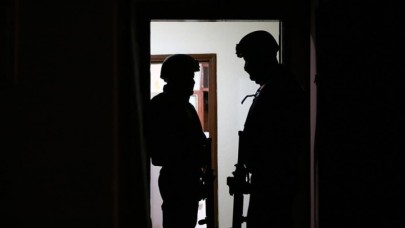 Adana'da 500 polisle şafak operasyonu: 90 gözaltı kararı