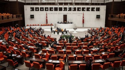 Aden Körfezi,  Somali karasuları ve Arap Denizi tezkereleri Meclis'e sunuldu