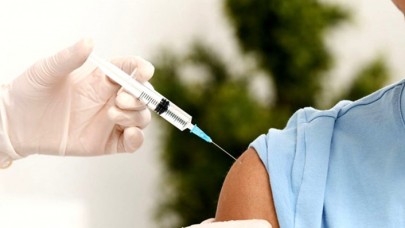 Almanya'dan bomba korona aşısı iddiası: Hiçbiri onay alamadı,  aşı olan herkes kobay!