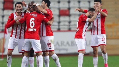 Antalyaspor - Fatih Karagümrük: 4 gollü maç