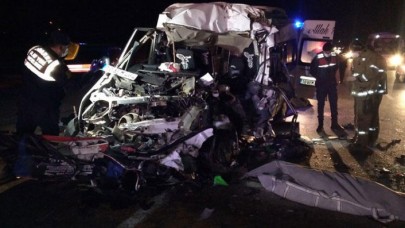 Bandırma'da feci kaza: Galip Dinçer,  Hüsamettin Sargın ve Mehmet Durgut öldü