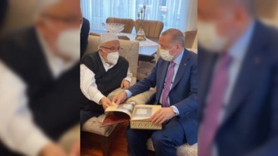 Cumhurbaşkanı Erdoğan'ın kameralardan gizlenen ziyareti: Doç. Dr. Nedim Urhan kimdir?