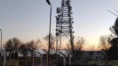 Deprem sinyal tespit cihazının kablolarını çaldılar!