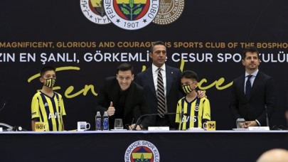 Fenerbahçe'de Mesut Özil imzayı attı: Ne kadar para kazanacağı ile ilgili bomba iddia