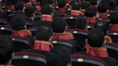 HSK'dan 13 hakim ve savcı için flaş karar: Meslekten ihraç edildiler