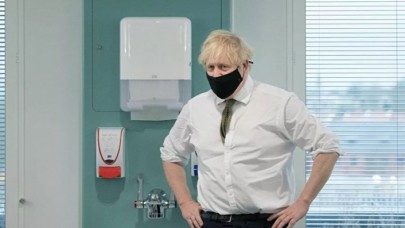 İngiltere'de Kovid-19 salgınıyla mücadele kapsamında üçüncü kez karantina ilan edildi