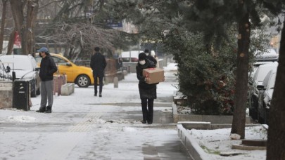 İstanbul'da kar yağışı ile ilgili haberlere Meteoroloji'den yanıt: Bilgimiz dışında yapılmıştır