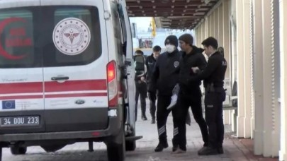 Kadıköy-Adalar vapurunda hareketli dakikalar! Suya atlayan yolcuyu ABD vatandaşı kurtardı