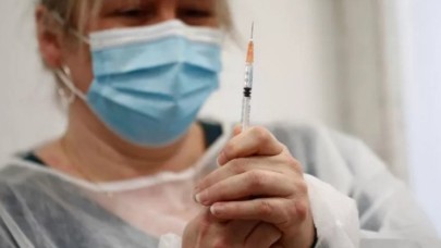 Koronavirüs aşısı olan 23 kişi hayatını kaybetmişti! DSÖ'den açıklama geldi