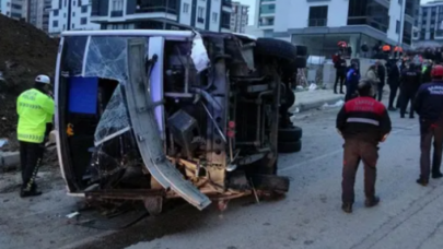 Samsun'da feci kaza: Hilmi Türk ve Kenan Demir öldü,  16 yaralı var