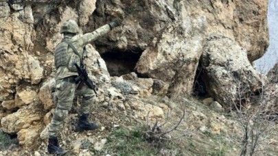 13 vatandaşımızın şehit edildiği mağarada 2 ülkeye ait silah ve mühimmat bulundu