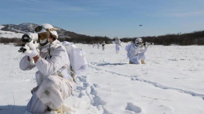 1.5 metre karda terörist avı