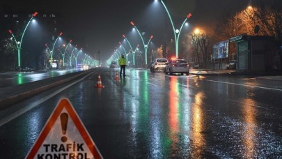 56 saatlik sokağa çıkma kısıtlaması başladı: Bu kez bir ilk yaşanacak