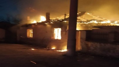 Akhisar'da cami lojmanında yangın: Yüksel Bilgin öldü