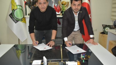 Akhisarspor'un yeni teknik direktörü belli oldu