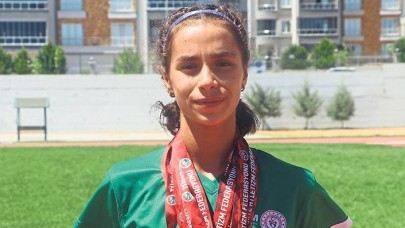 Babasına söz verdi,  rekora imza attı