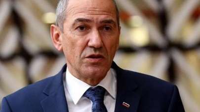 Başbakanın Kur'an-ı Kerim'e hakaret paylaşımı tepki çekti