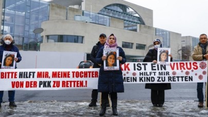 Berlin’de bir yıldır evlat nöbetinde