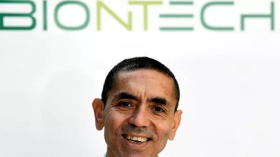 BioNTech CEO'su Prof. Şahin açıkladı: Üçüncü doz denemelerine başlanacak