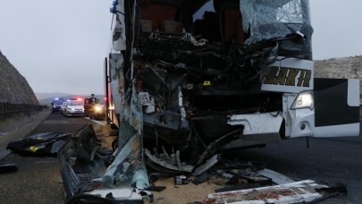 Birecik ve Aksaray'da otobüs kazaları: 3 ölü,  52 yaralı