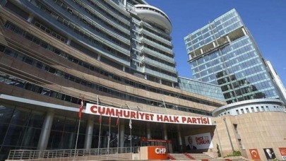 CHP'de deprem: İki isim daha istifa etti
