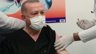 Cumhurbaşkanı Erdoğan,  ikinci doz aşıyı yaptırdı