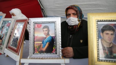 Diyarbakır annelerinden çocuklarına 'teslim ol' çağrısı