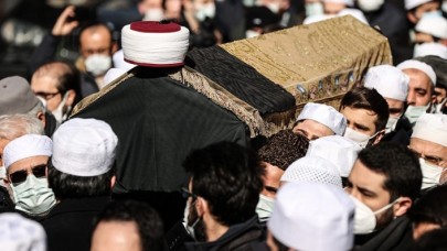 Hadis,  tefsir ve fıkıh alimi M. Emin Saraç son yolculuğuna uğurlanıyor