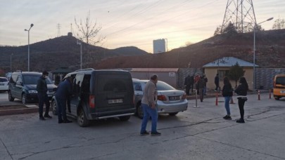 Hareket halindeki arabadan düşen Gülseren Kılınç öldü