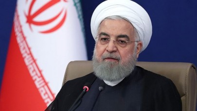 İran'da reformistler "Kahrolsun Ruhani" sloganlarına tepki gösterdi