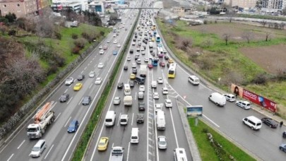 İstanbul'da kısıtlama trafiği erken başladı