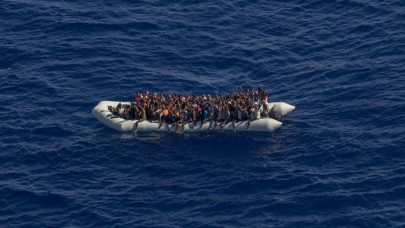 İzmir'de 123 sığınmacı kurtarıldı