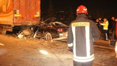 İzmit'te kaza: AK Parti ilçe yöneticisi Ahmet Demirkıran öldü,  Sedat Özçelik yaralandı