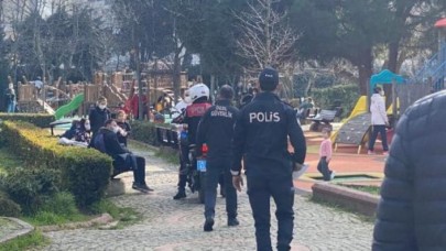 Kadıköy'de kısıtlamada parka gidenlere büyük şok!