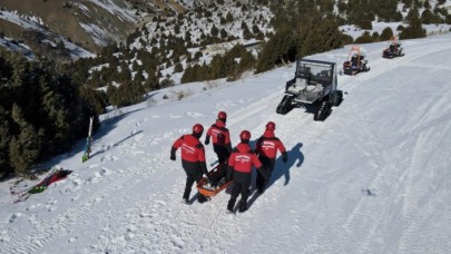 Kahraman Mehmetçik eksi 18 derecede hayat kurtarma eğitimi alıyor