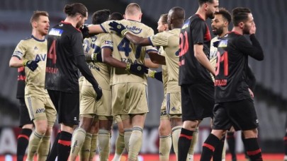 Karagümrük'ü yendi: Fenerbahçe maç fazlasıyla zirvede