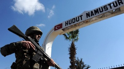 Mavi Bülten'le aranan DEAŞ'lı sınırı geçerken yakalandı