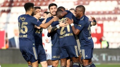 Mesut Özil ilk kez forma giydi: Fenerbahçe,  Hatay'a lider gitti,  lider döndü