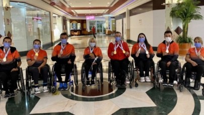 Milli para okçulardan Dubai'de 8 madalya