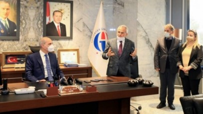 Numan Kurtulmuş'tan Gaziantep Üniversitesi'ndeki fotoğrafa ilişkin açıklama