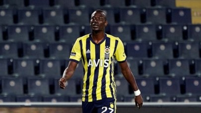 Öğretmen mesaj gönderdi: Thiam okul yeniletti