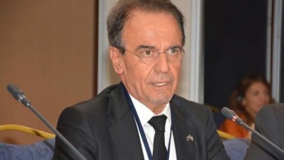 Prof. Dr. Mehmet Ceyhan sorulan soru karşısında küplere binip sessizliğini bozdu!