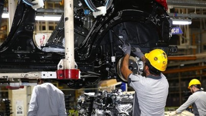 Sakarya'da üretilen 20 bin 800 araç dünya yollarında