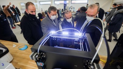 Saraybosna'da TİKA'nın desteğiyle fabrikasyon laboratuvarı açıldı