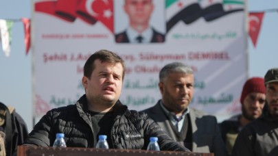 Suriyelilerden,  Şehit Jandarma Astsubay Demirel'e vefa borcu