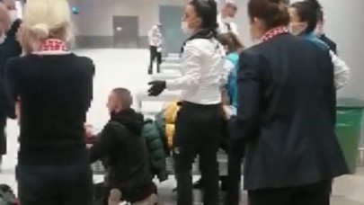 Uçaktan inen yolcu İstanbul Havalimanı'nda doğum yaptı