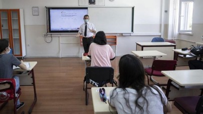 Üniversitelerde yüz yüze eğitim başlıyor mu? YÖK duyurdu