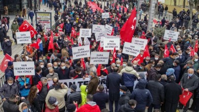 Vanlılardan Gara'da 13 Türk vatandaşının şehit edilmesine tepki yürüyüşü